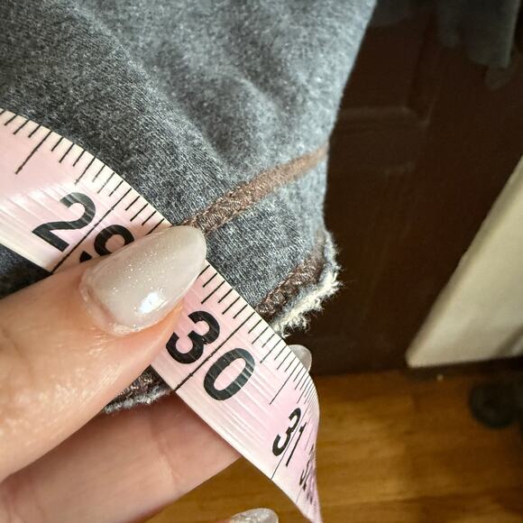 CARBON2COBALT | Men's Dark Heather Gray 3 button Henley Contrast collar | XL - Picture 8 of 9